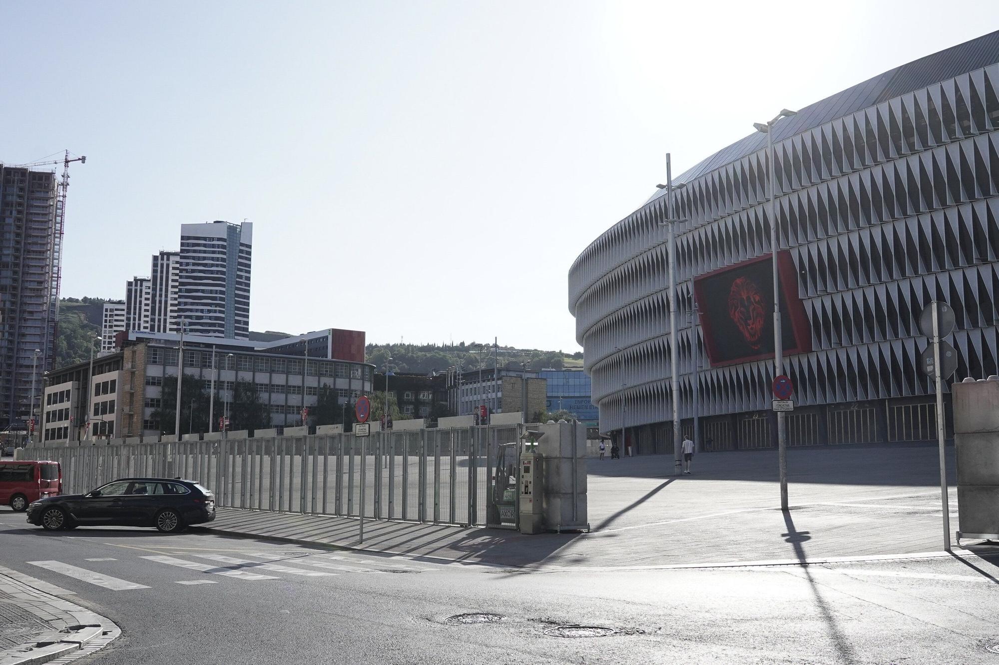En imágenes: vallado en San Mamés para los partidos de Champions