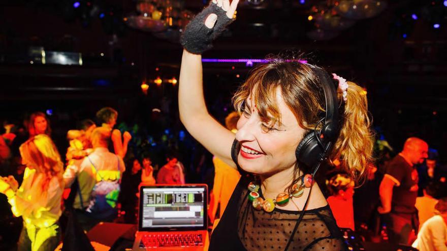 DJ MOM y Nueveuno, este jueves en el Festival de las Murallas