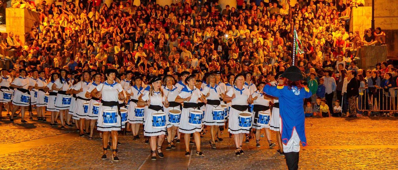 Mutriku respira ya ambiente de fiesta