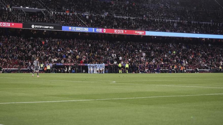 Una incidencia médica en la grada interrumpió durante 20 minutos el Barça-Celta