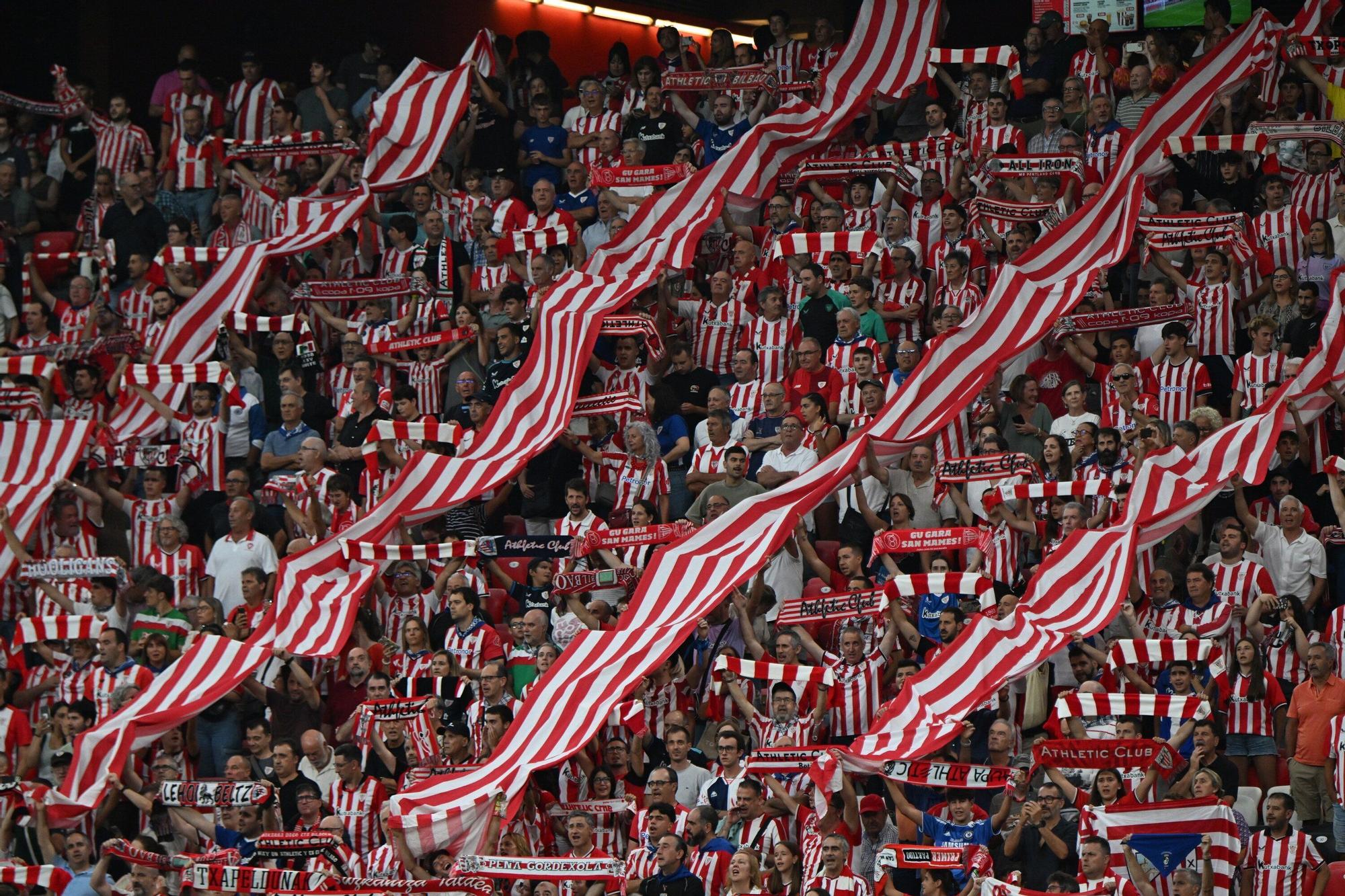 En imágenes: ¿Has estado en San Mamés viendo el Athletic-Sevilla? Búscate en nuestra galería