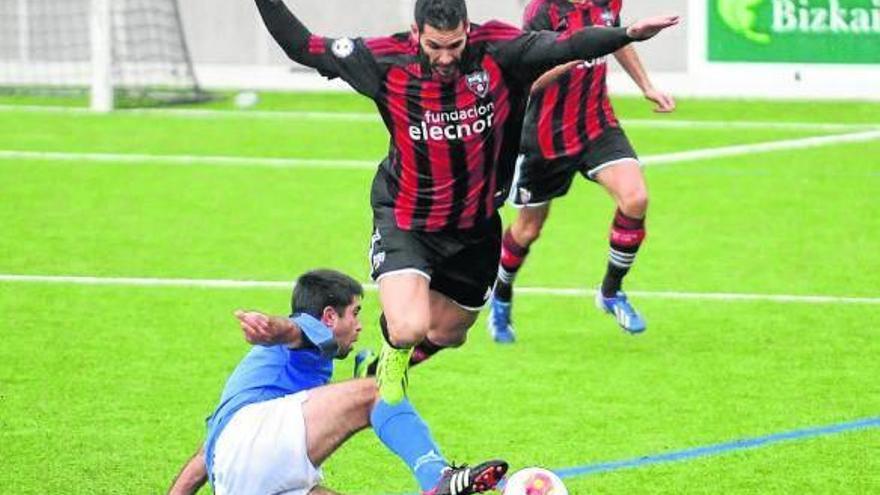 Tres veces Arambarri