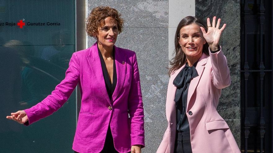 La Reina Letizia visita el 'Espacio Activo' de Cruz Roja Navarra