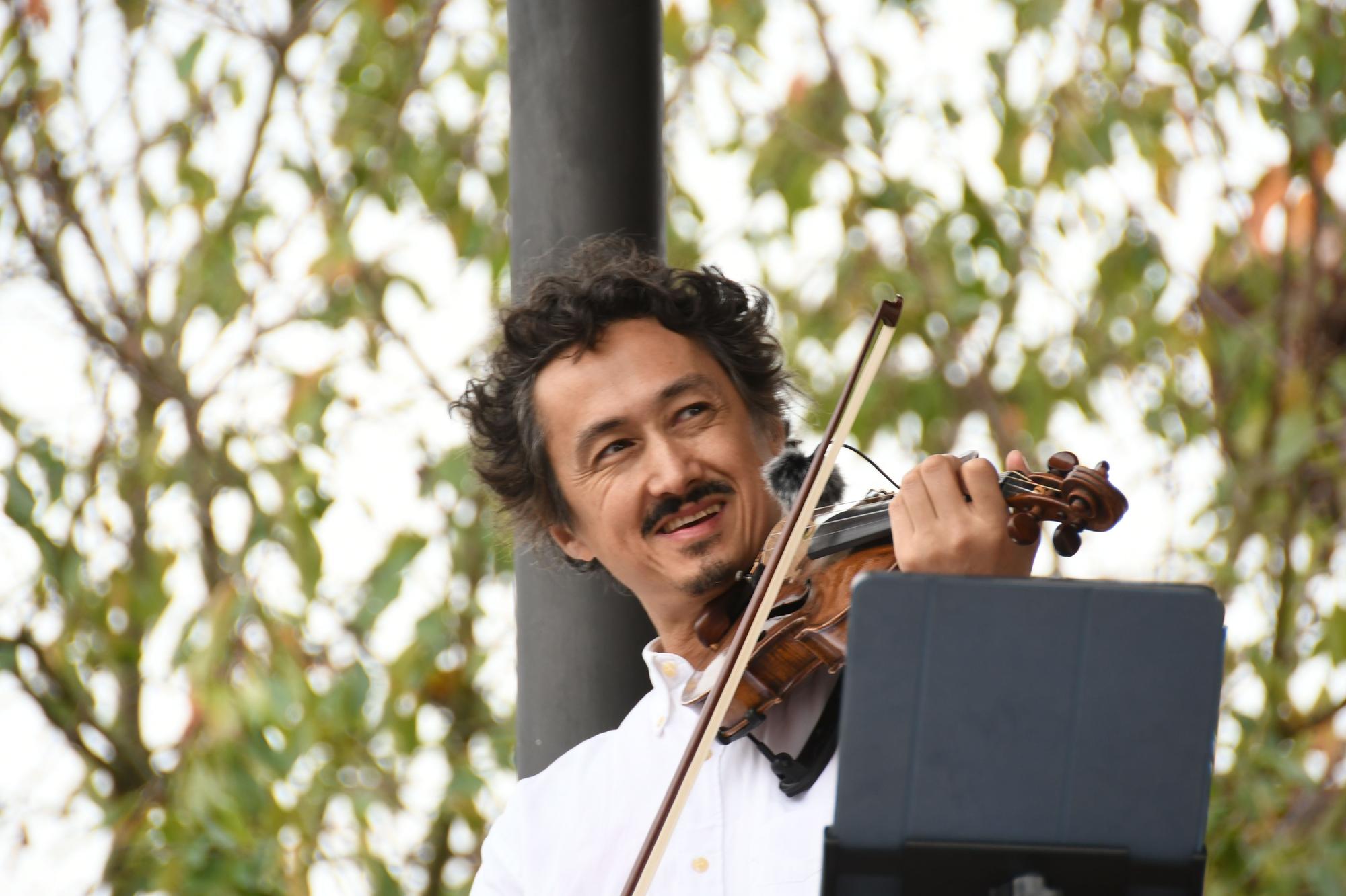 Elizondo baja el telón del festival Leb Intensif