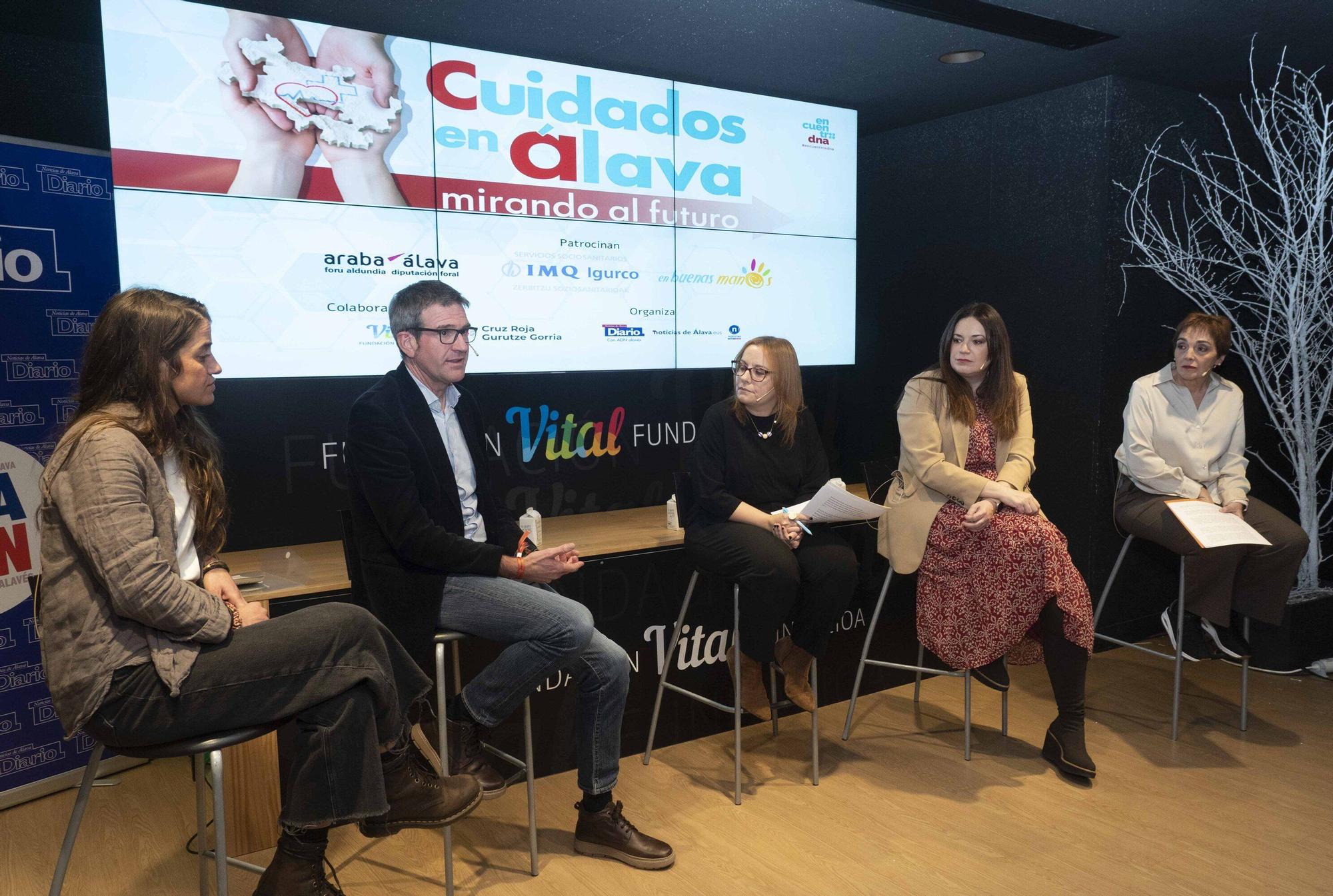 En imágenes: Cuidados en Álava: mirando al futuro