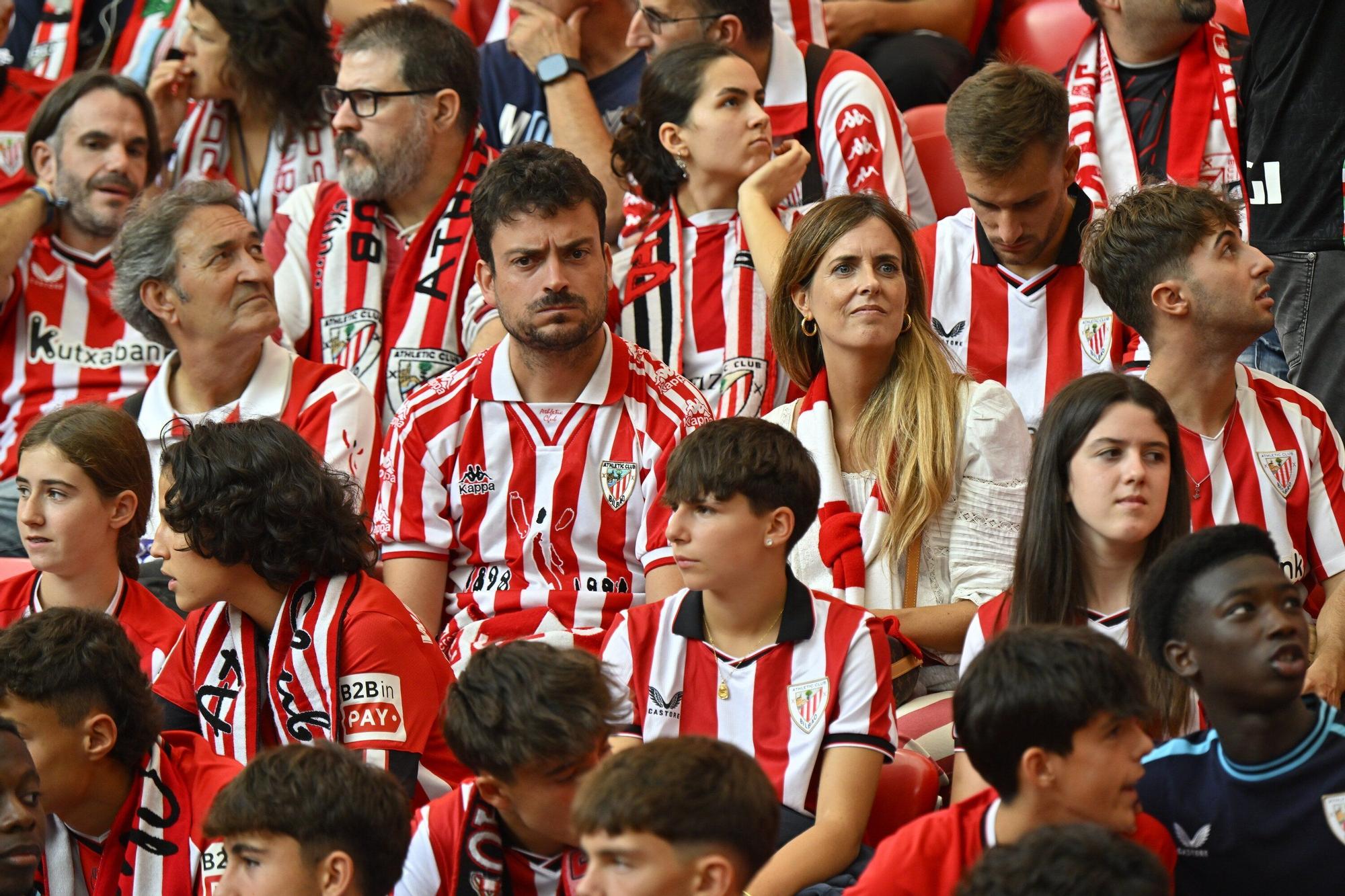 En imágenes: ¿Has estado en San Mamés viendo el Athletic-Arsenal? Búscate en nuestra galería