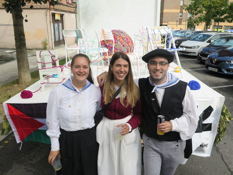 El desfile de la Euskal Jaia de Urretxu, en imágenes