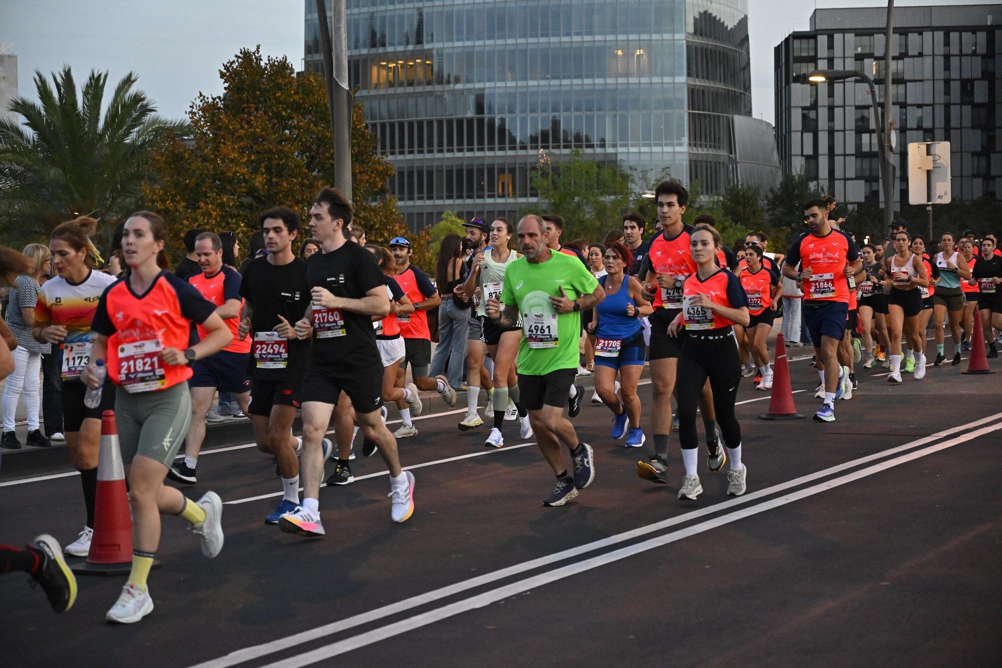 El Bilbao Night Marathon, en imágenes