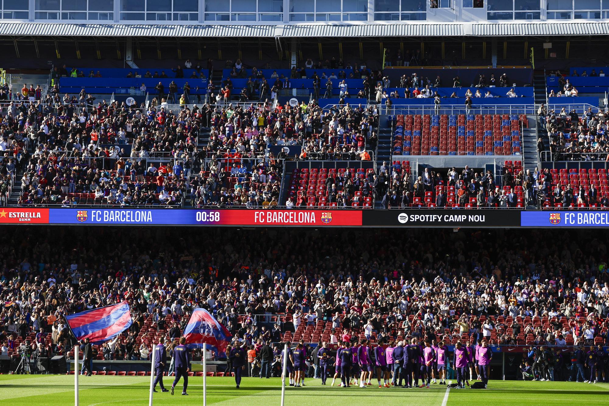 Fotos del nuevo Spotify Camp Nou en el primer día con público