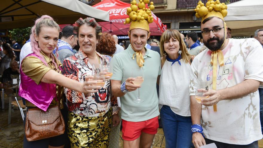 Los actores y actrices salen de poteo en Aste Nagusia