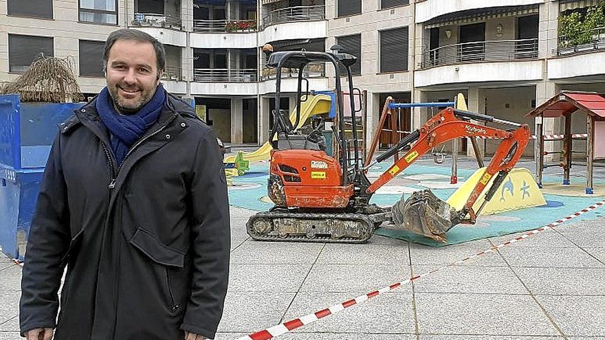 Iban San Martin en el parque de Duke Enea.  | FOTO: ZARAUZKO UDALA