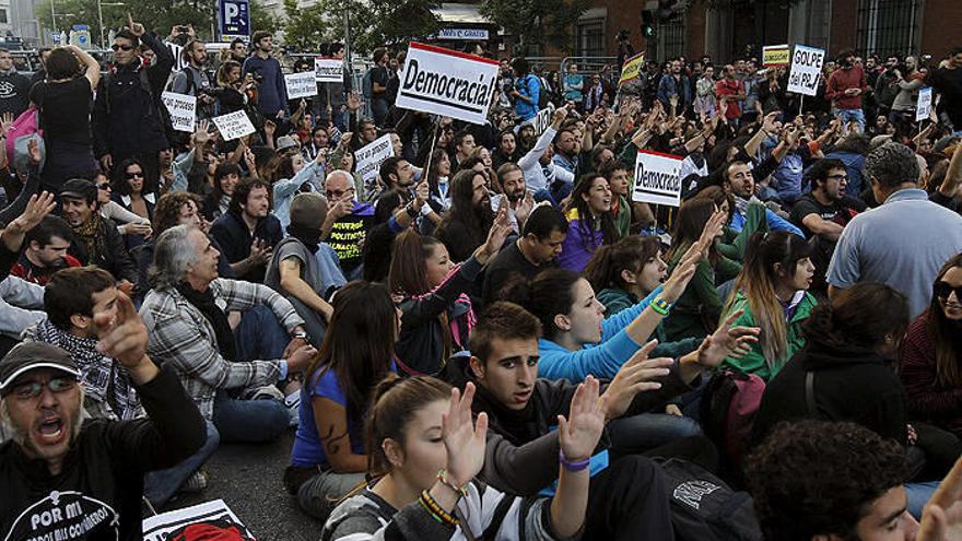 Concentración en 2012 dentro de la iniciativa &quot;Rodea el Congreso&quot;.