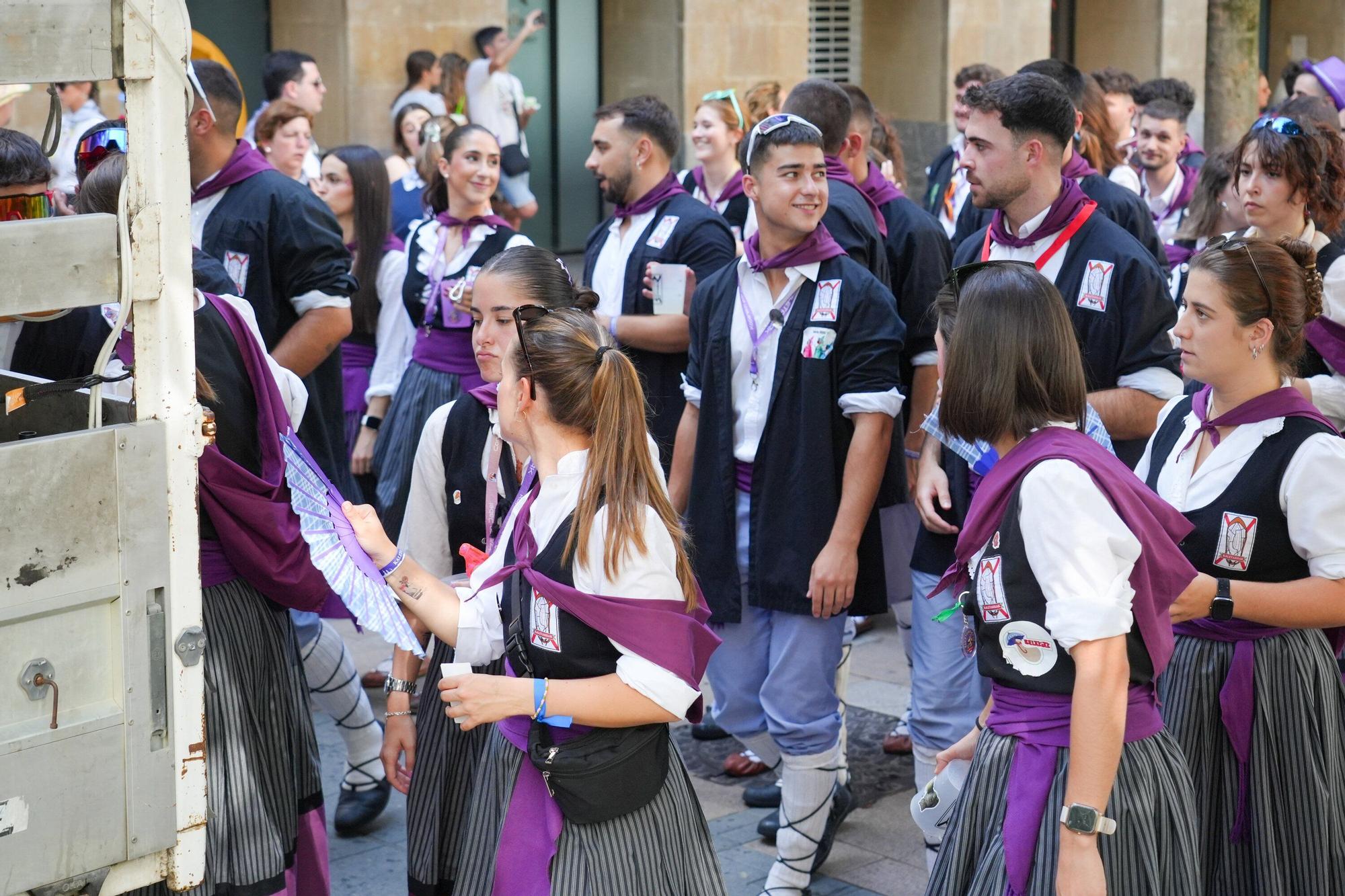 En imágenes: Blusas y neskas veteranos celebran su día grande en La Blanca