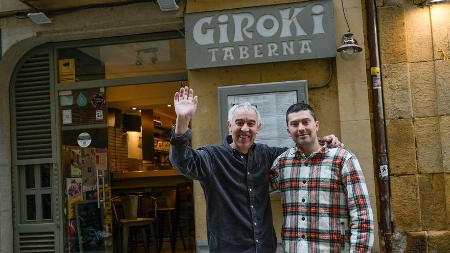 Cierra un histórico bar de la Parte Vieja donostiarra: “Hemos recibido un cariño incalculable”