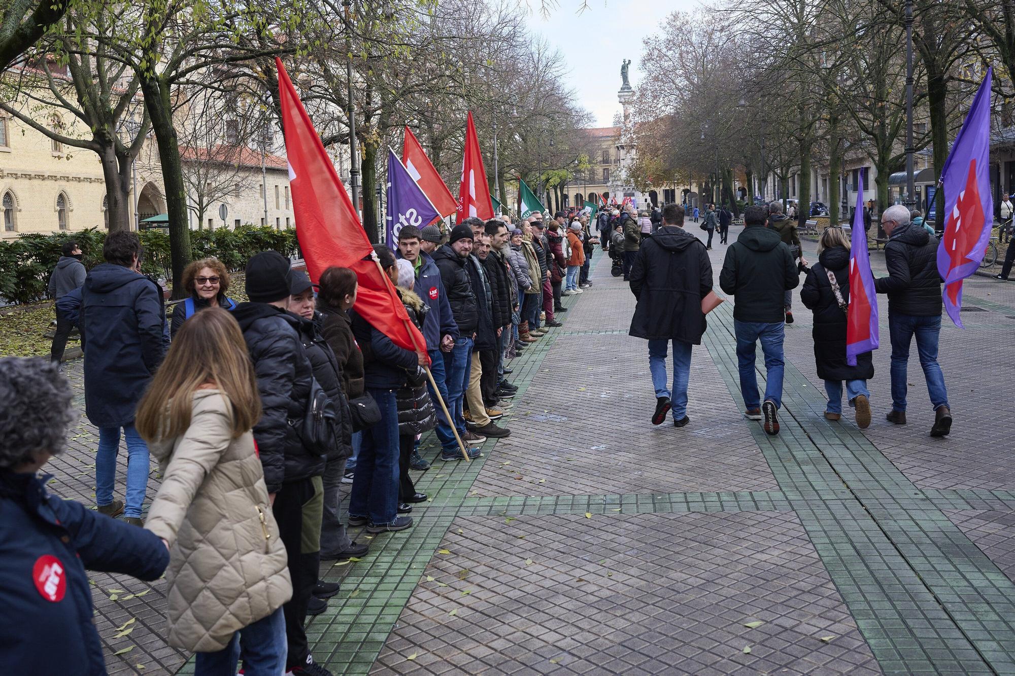 Cadena humana para reivindicar un SMI propio en Navarra