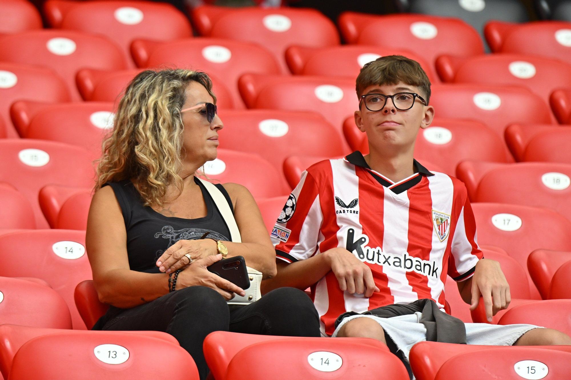 En imágenes: ¿Has estado en San Mamés viendo el Athletic-Alavés? Búscate en nuestra galería