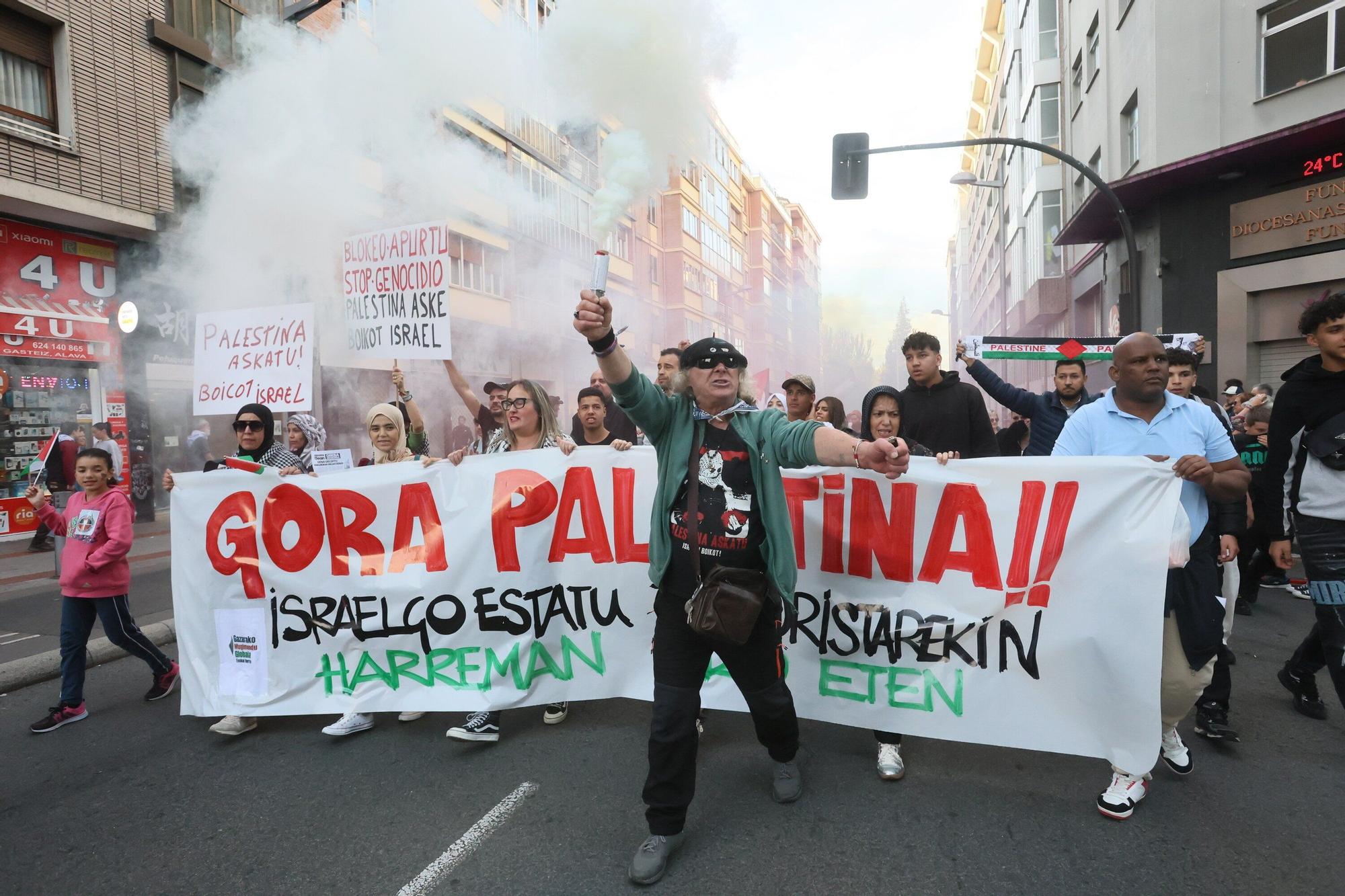 En imágenes: Vitoria protesta contra el genocidio en Gaza