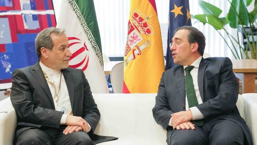 Irán contacta con Albares para informarle del estado de las negociaciones con Washington