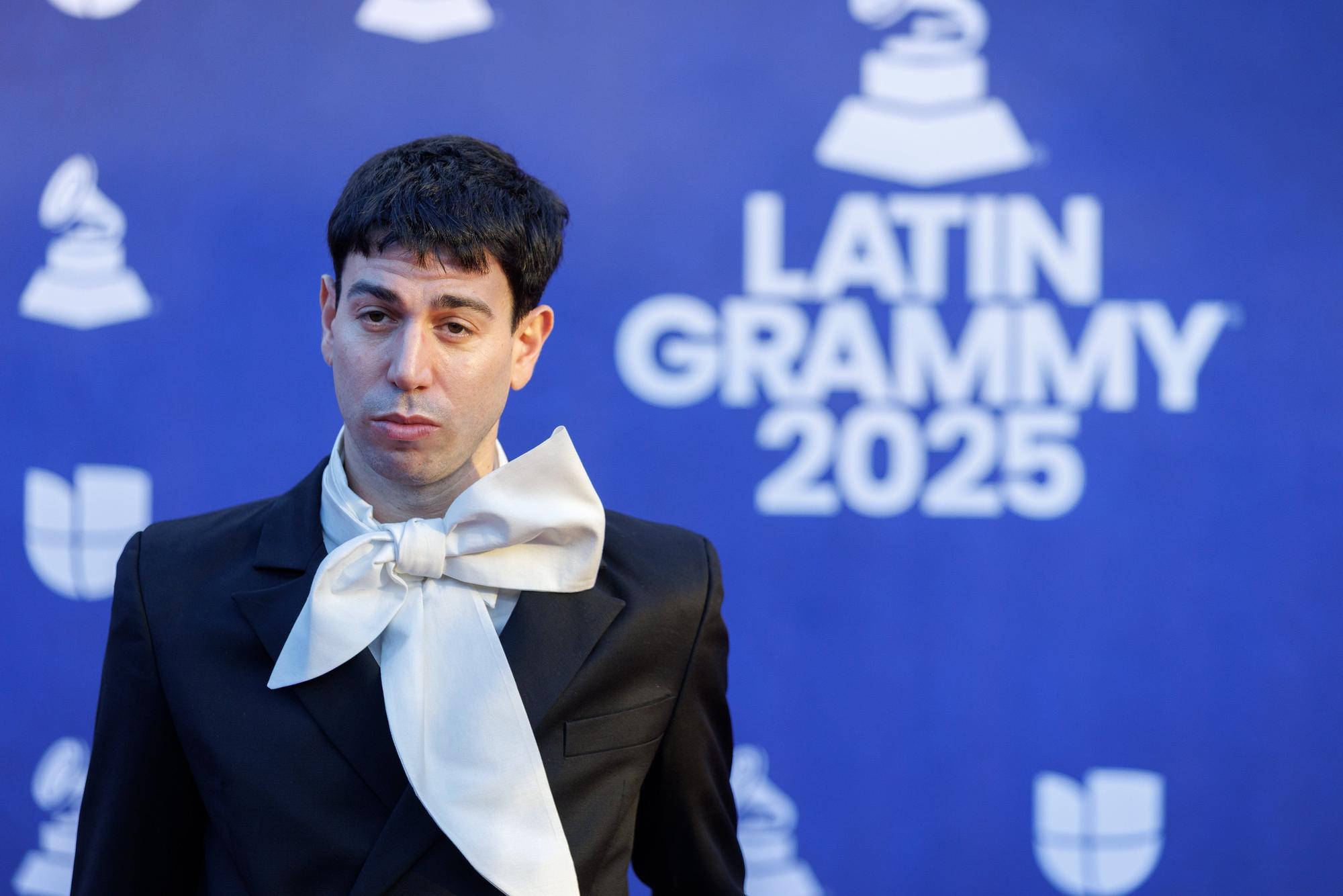 Las mejores fotos de la alfombra roja de los Latin Grammy 2025