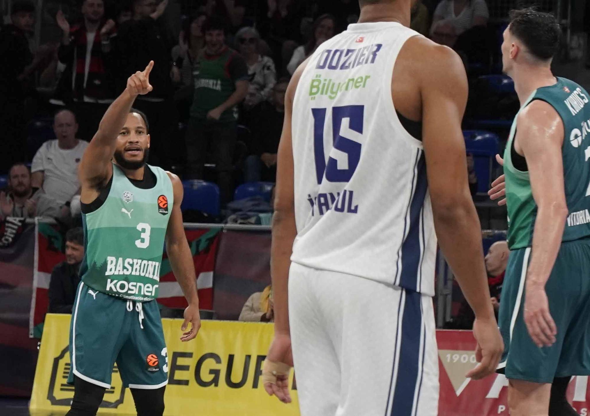 Las mejores imáganes del Baskonia 86-75 Anadolu Efes