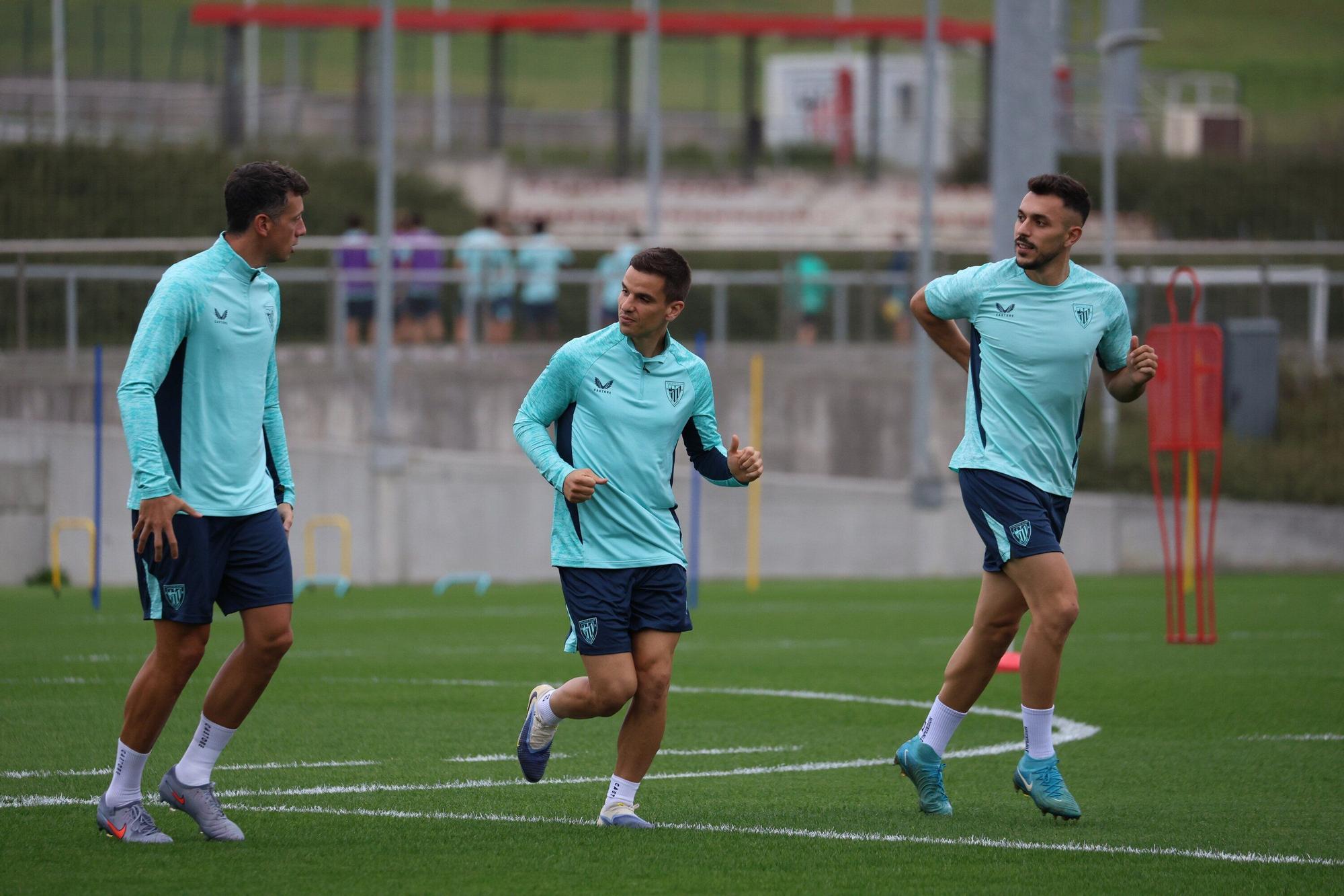 En imágenes: último entrenamiento del Athletic antes del debut en Champions