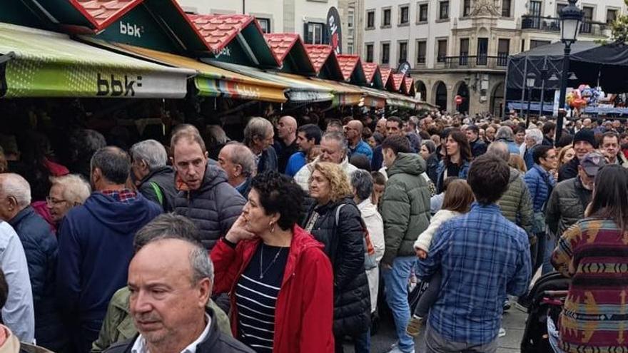 Gernika, a rebosar desde primera hora en el Último Lunes