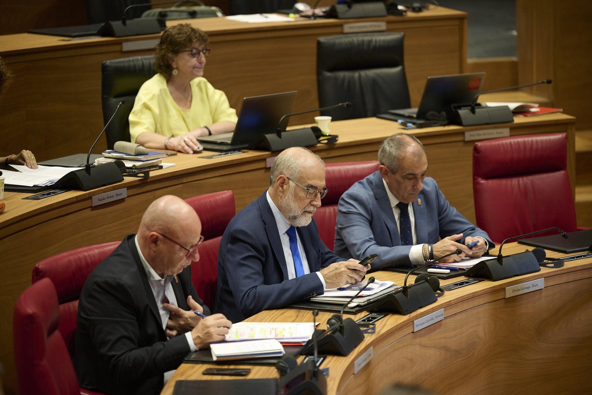 Fotos del pleno del Parlamento de Navarra (primero del curso 2025-26)