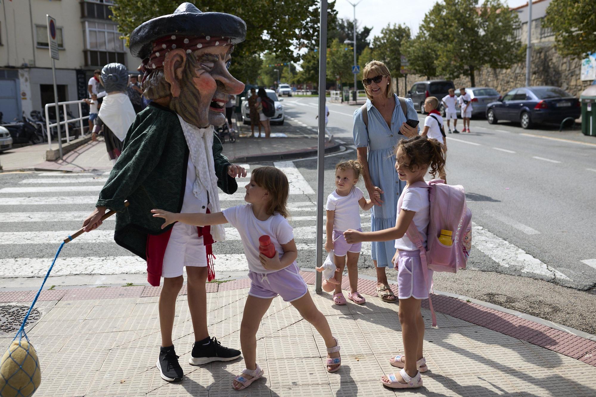 Fotos del chupinazo de fiestas de Noáin