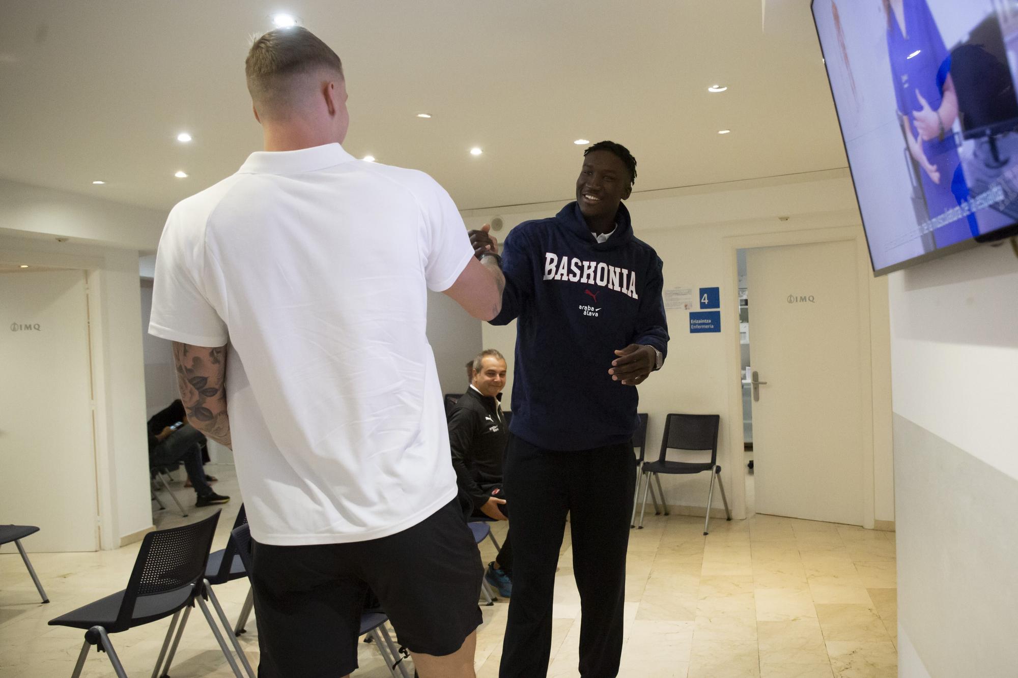 En imágenes: Reconocimiento médico Baskonia
