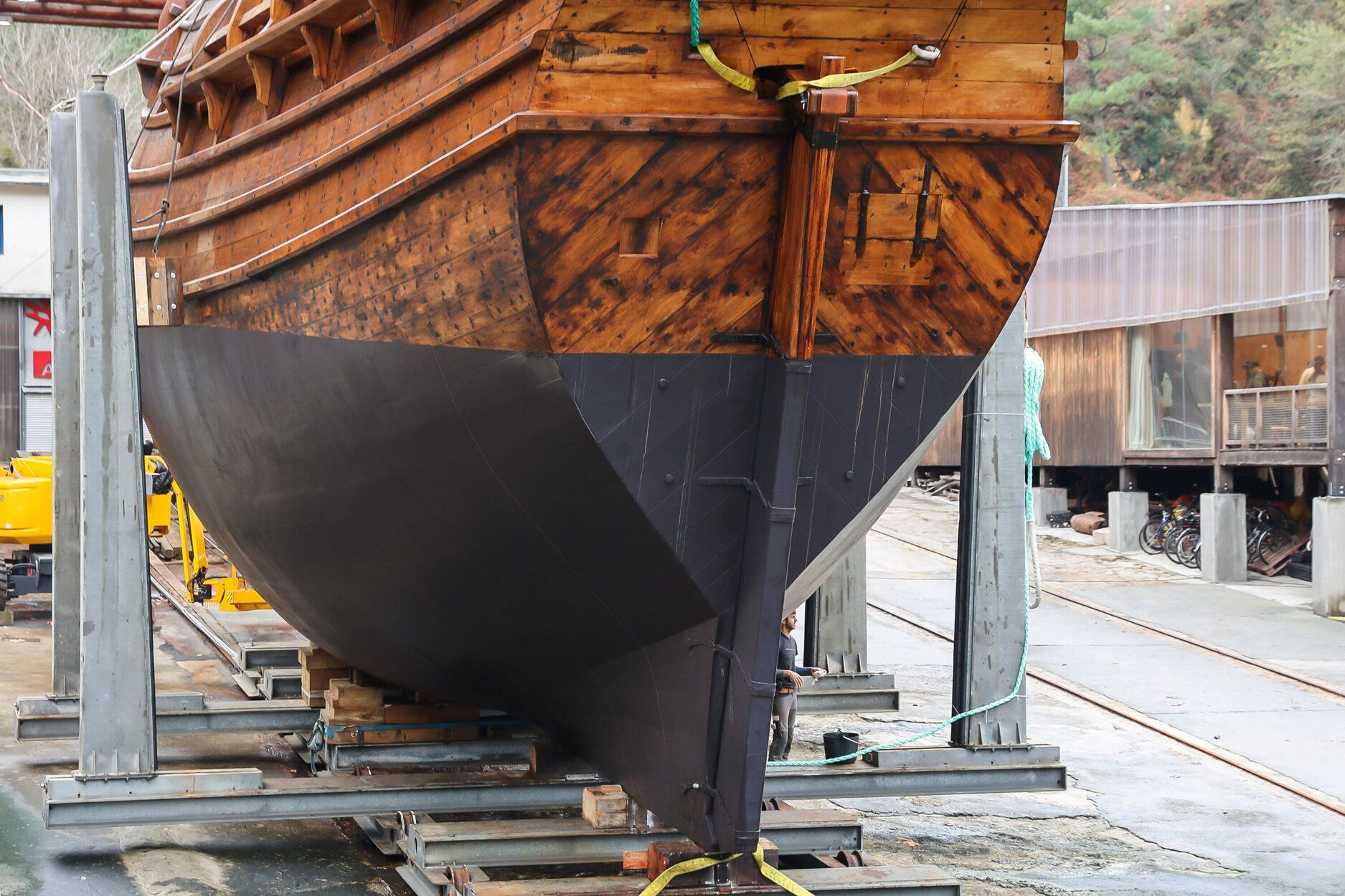 La nao 'San Juan', lista para la botadura