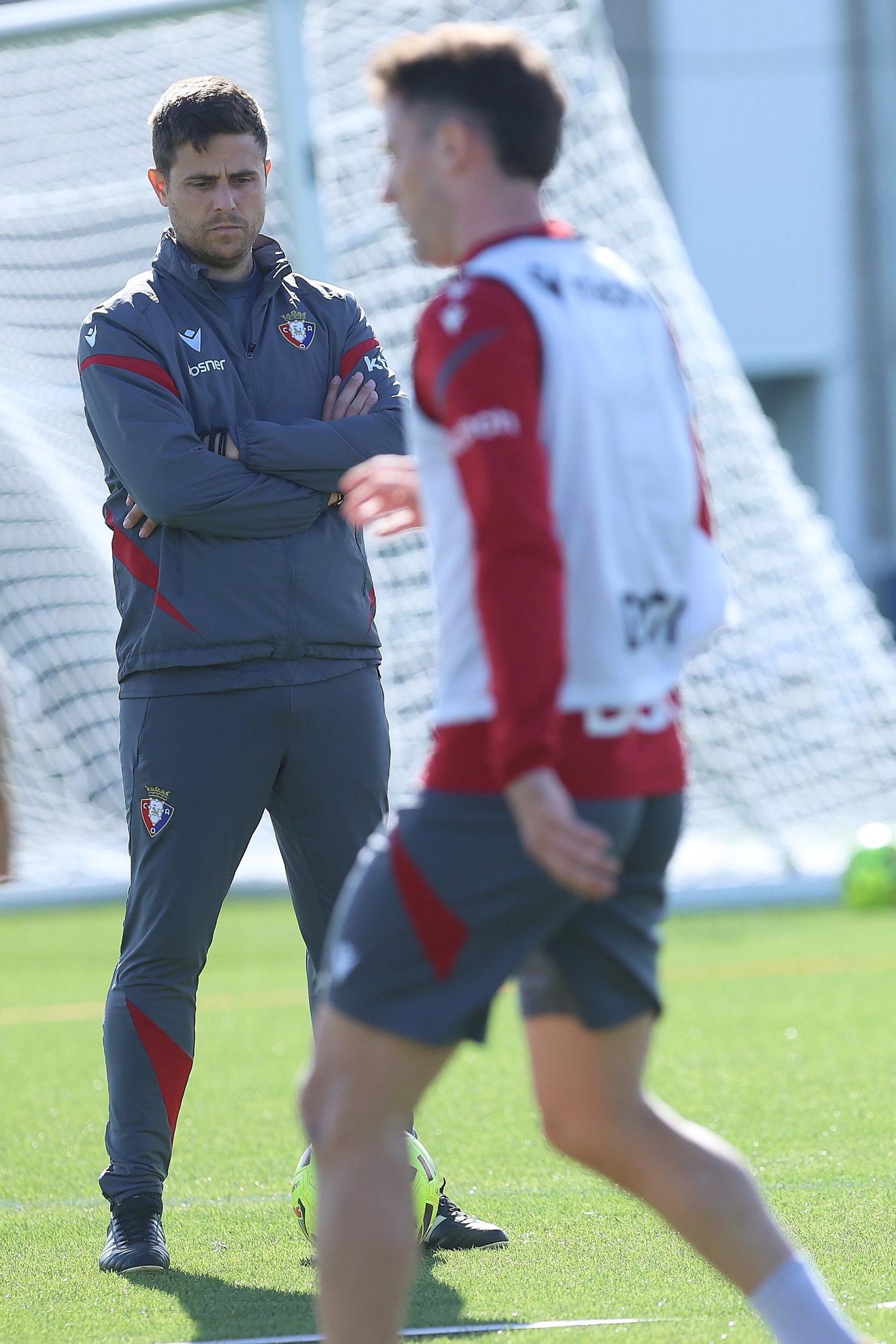 Fotos del entrenamiento de Osasuna (martes 4 de noviembre de 2025)