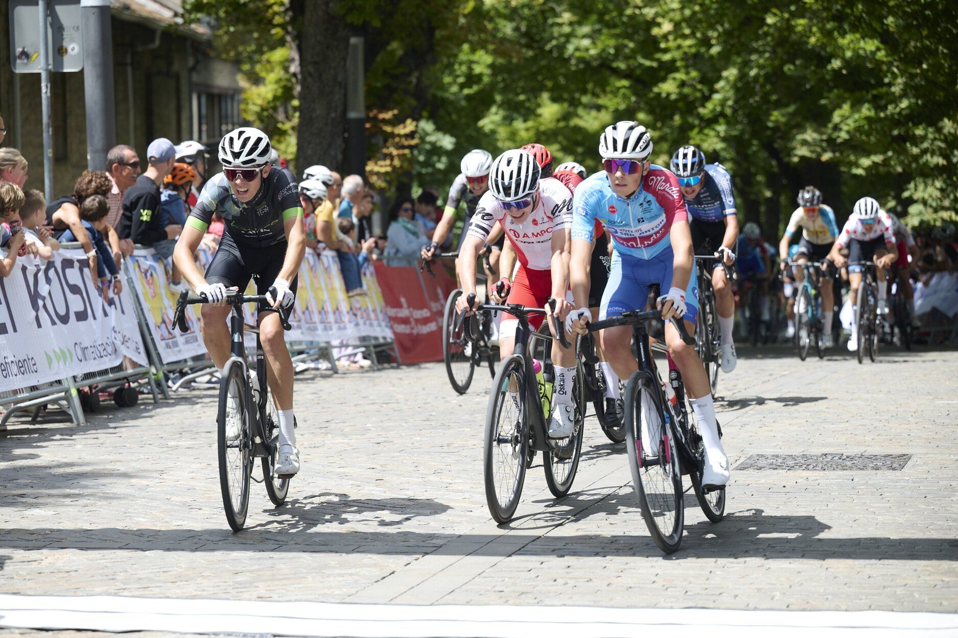 Fotos del final de la Vuelta a Pamplona