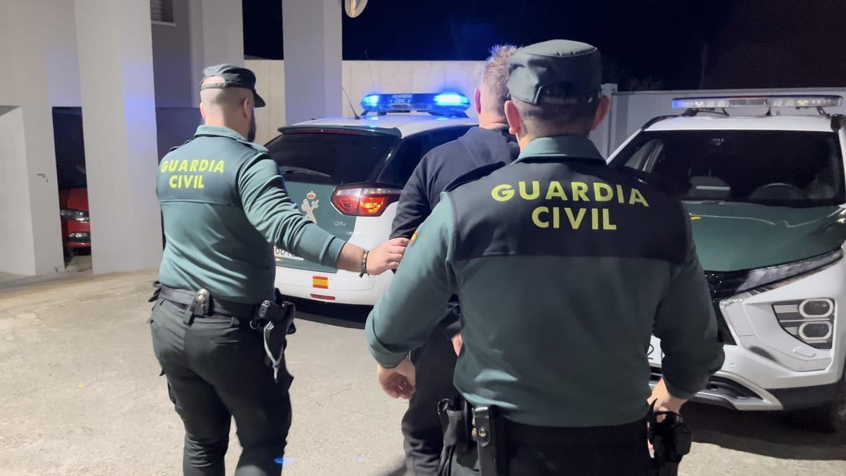 Imagen de la detención de un vecino de Sangüesa por tráfico de drogas