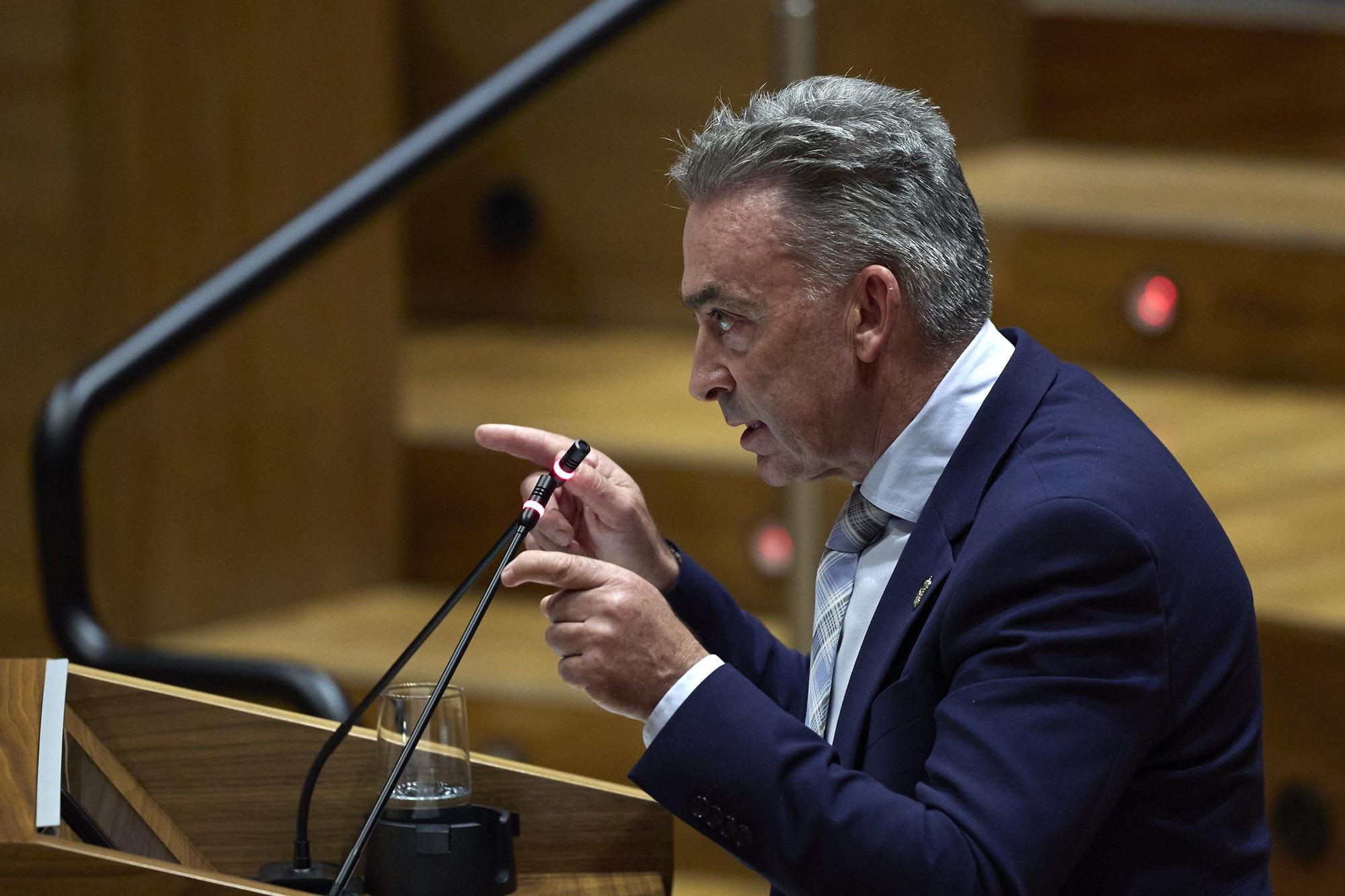 Fotos del pleno del Parlamento de Navarra del jueves 30 de octubre