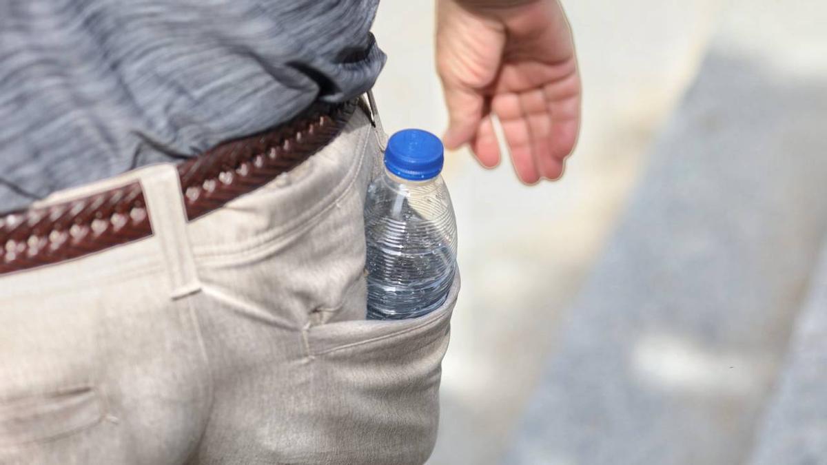 &quot;Beber entre dos y tres litros de agua al día es un gran mito&quot;