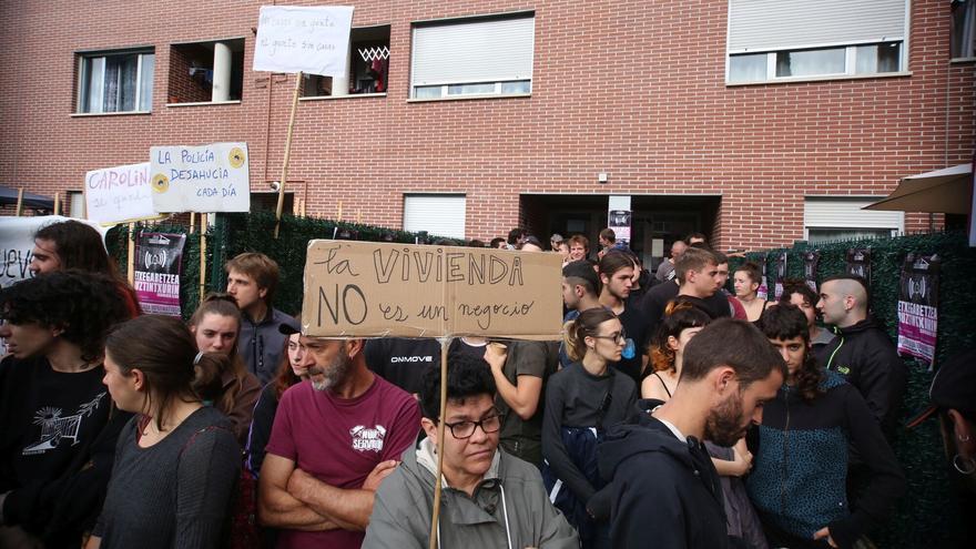 Vecinos de varios barrios de la comarca de Pamplona se unen frente a Testa Residencial
