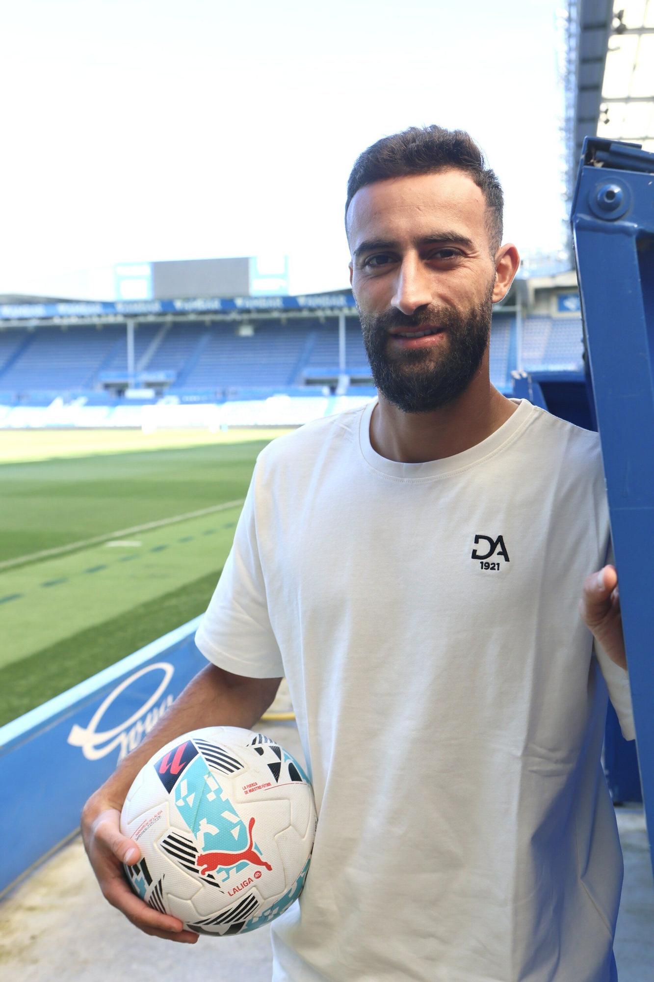En imágenes: Entrevista al jugador del Alavés Abde Rebbach