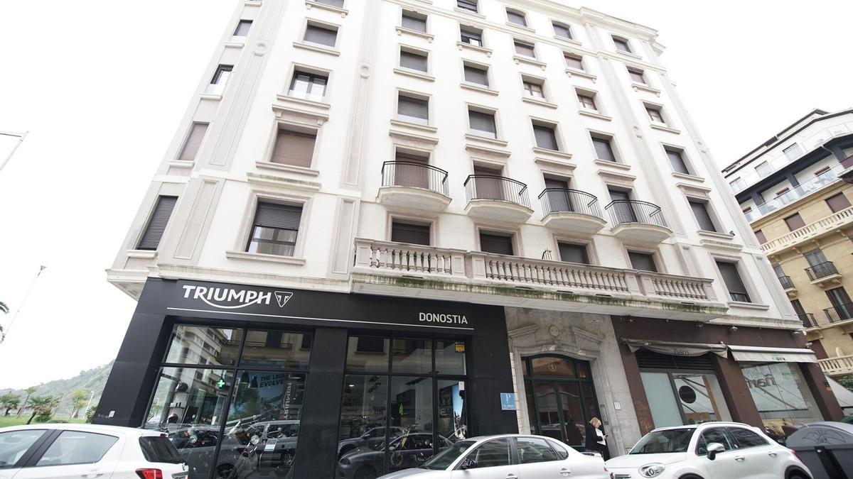 Edificio situado en el número 1 de Bermingham