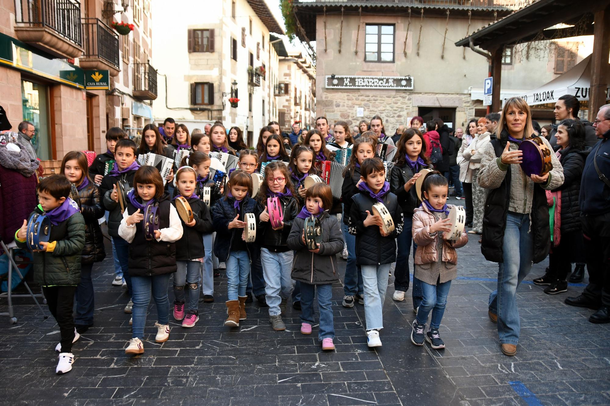 Dos ‘dedales de plata’ para los Ibarrola en Doneztebe