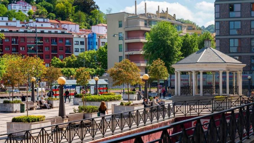 Deusto estrenará bidegorri tras las obras en el entorno de la Plaza San Pedro de Deusto