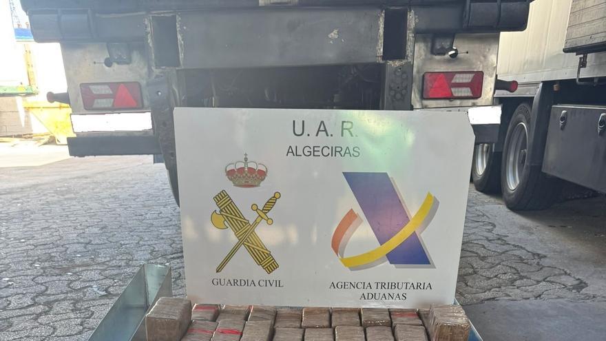 Intervenidos más de 2.100 kilos de hachís en el puerto de Algeciras