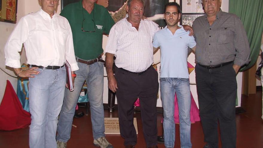 Tafalla rinde homenaje con una exposición a su torero Pablo Simón