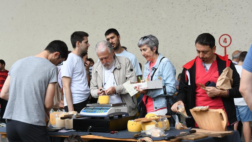Etxalar celebrará el domingo su 33ª Feria del Queso y artesanía
