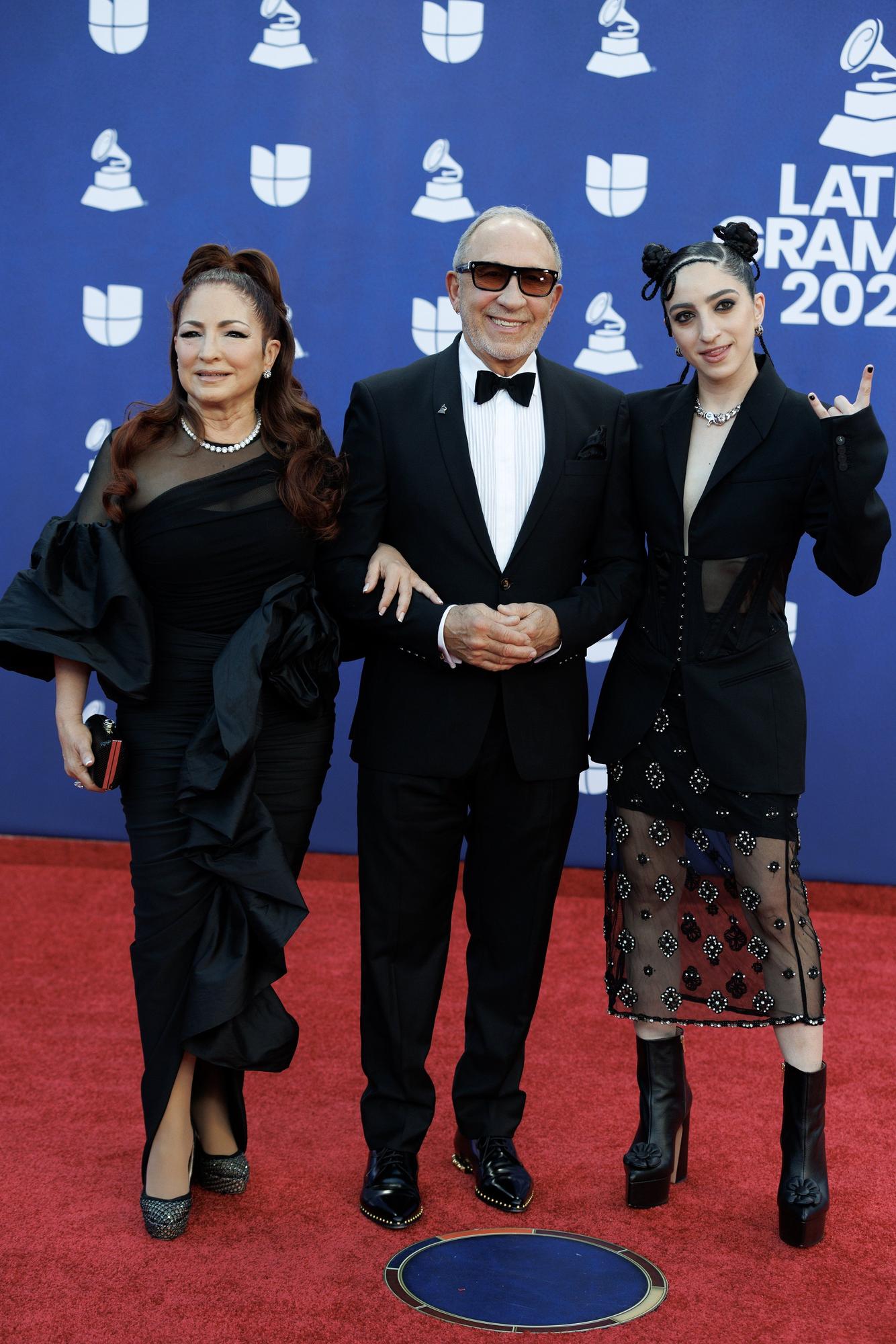 Las mejores fotos de la alfombra roja de los Latin Grammy 2025