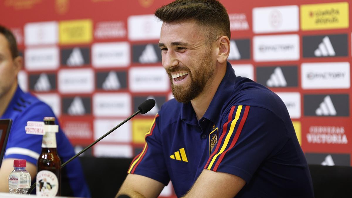 Unai Simón, en la sala de prensa como jugador de la selección española.