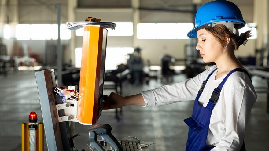 De los chatbots a las fábricas: así impacta la IA en la seguridad laboral