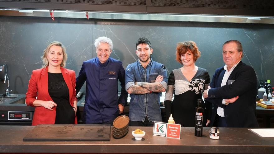 Grupo Noticias organiza un showcooking en el restaurante Euskalduna by Etxanobe
