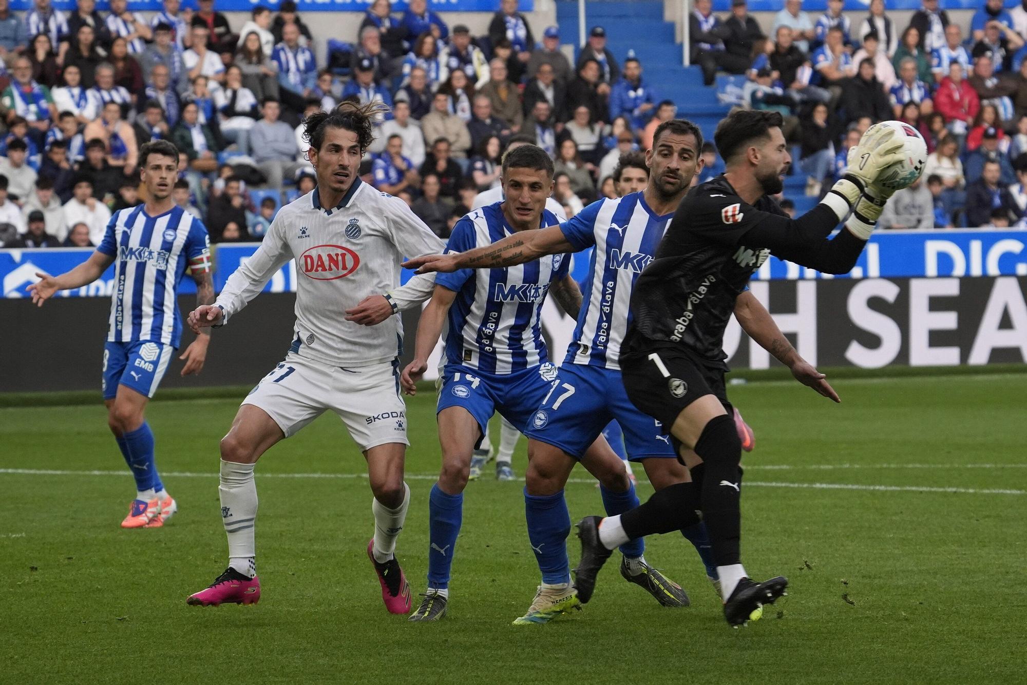 Todas las fotos del Alavés-Espanyol en Mendizorroza