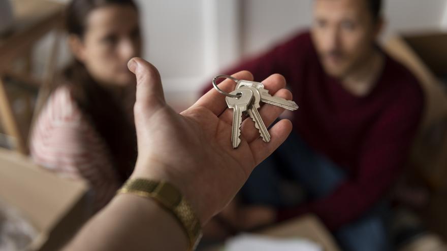 Los cinco consejos clave para evitar estafas al alquilar un piso en Bilbao