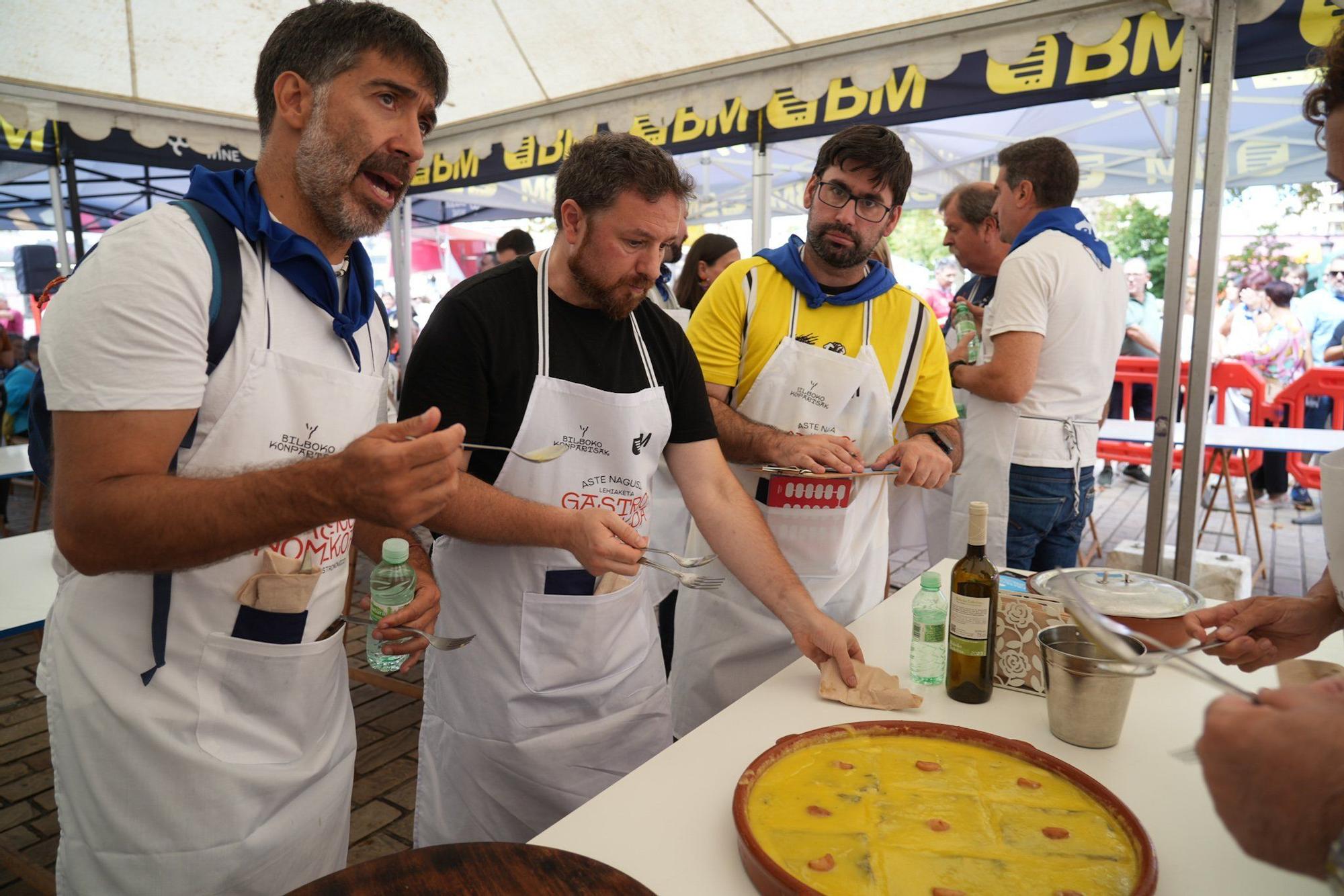 En imágenes: el bacalao al pil-pil toma El Arenal